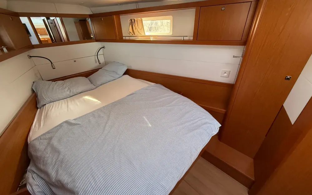 slider 37 Beneteau Sense 50