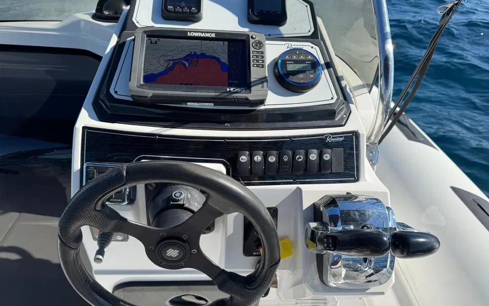 slider 19 Ranieri Cayman 31 Sport Touring