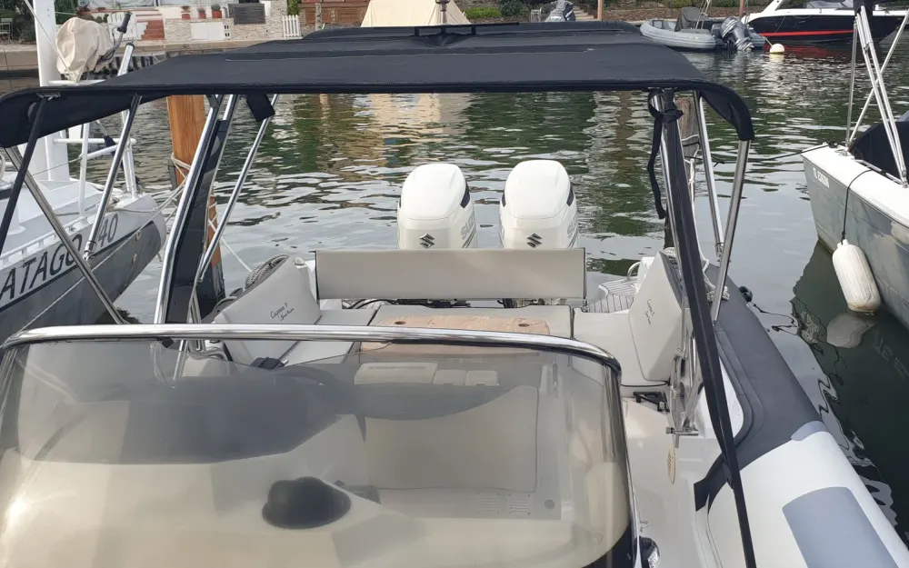 slider 9 Ranieri Cayman 31 Sport Touring