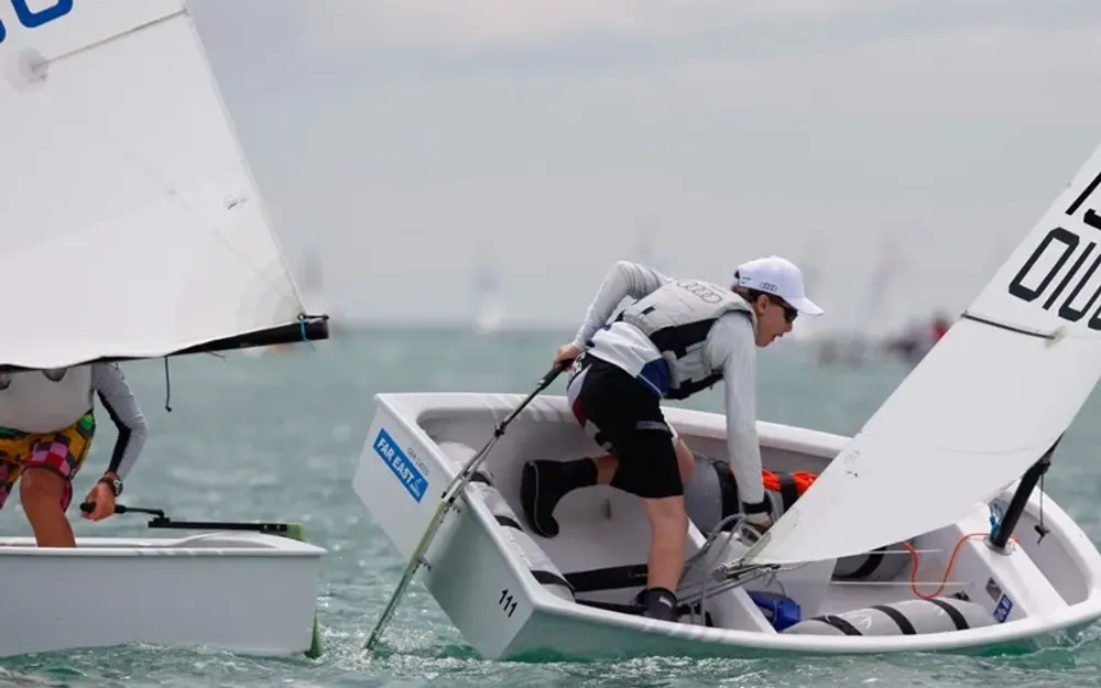 slider 2 Fareast Optimist