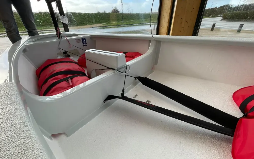 slider 4 Fareast Optimist