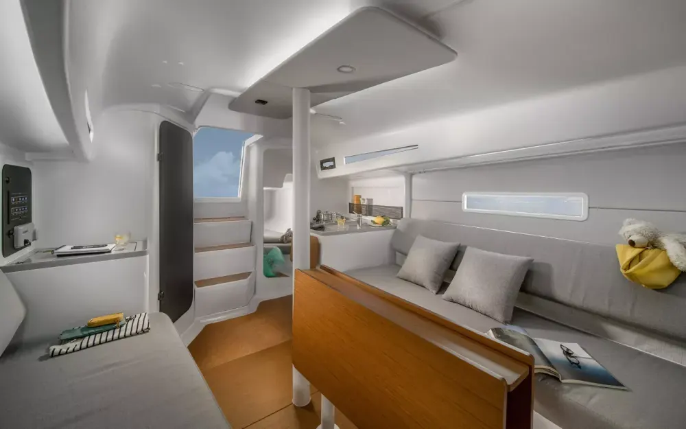 slider 8 Beneteau First 30