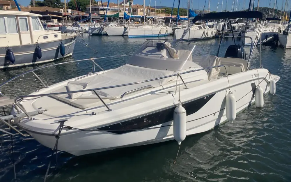 slider 0 Beneteau Flyer 8 SUNdeck