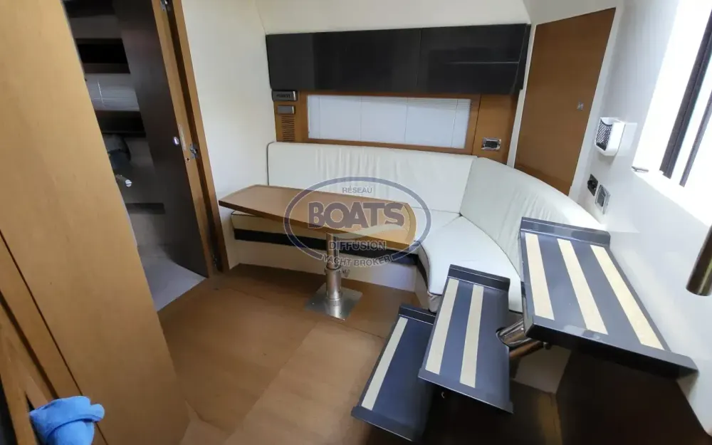 slider 9 Azimut Atlantis 38