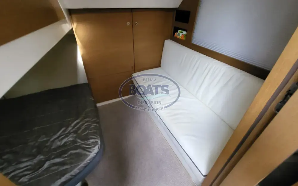 slider 12 Azimut Atlantis 38