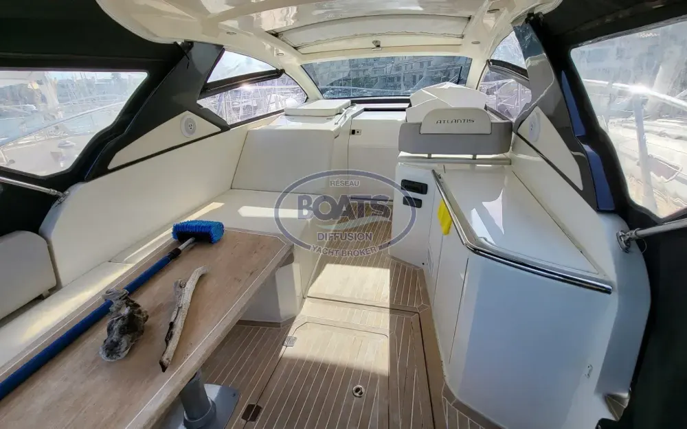 slider 3 Azimut Atlantis 38