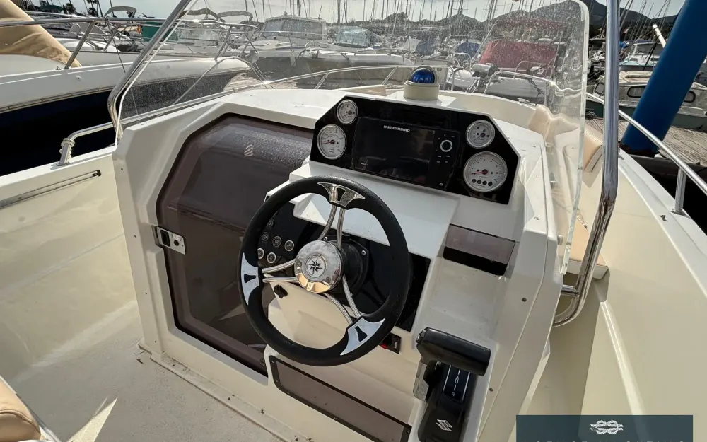 slider 13 Pacific Craft  670 Open