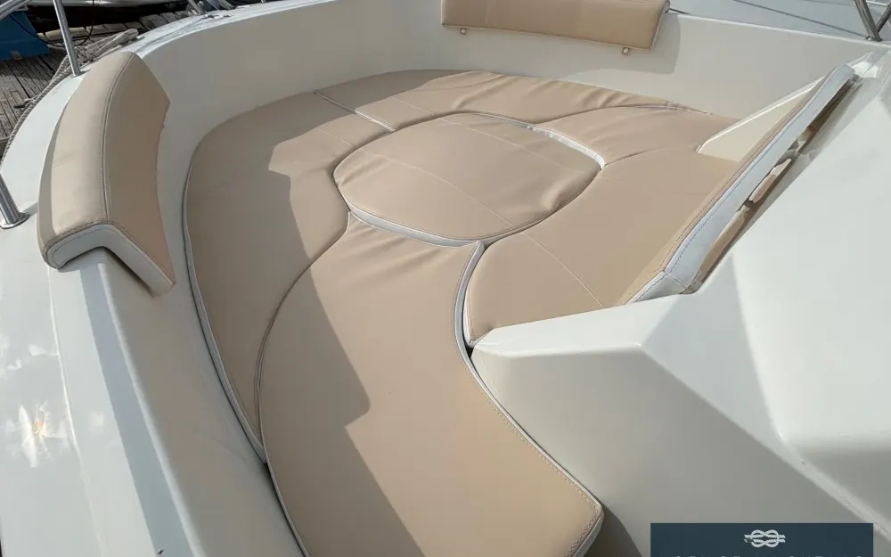 slider 4 Pacific Craft  670 Open