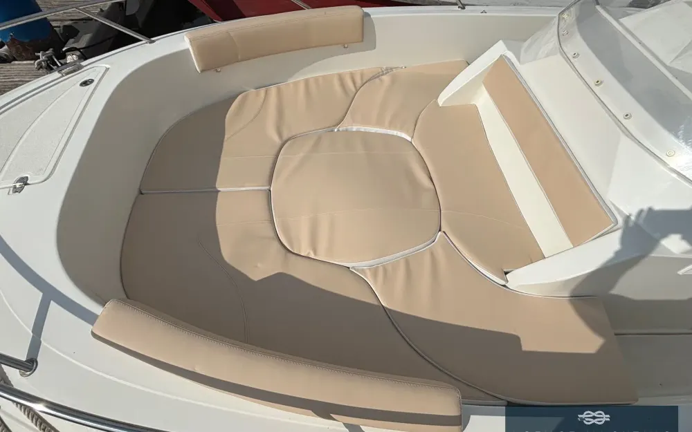 slider 5 Pacific Craft  670 Open