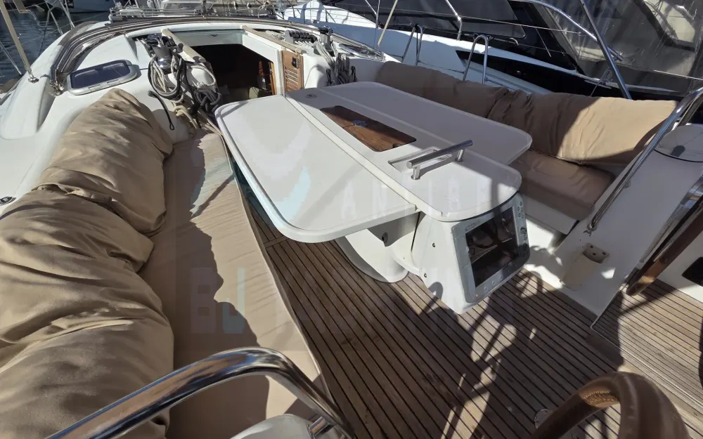 slider 6 Beneteau Oceanis 40