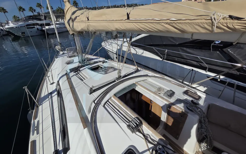 slider 8 Beneteau Oceanis 40