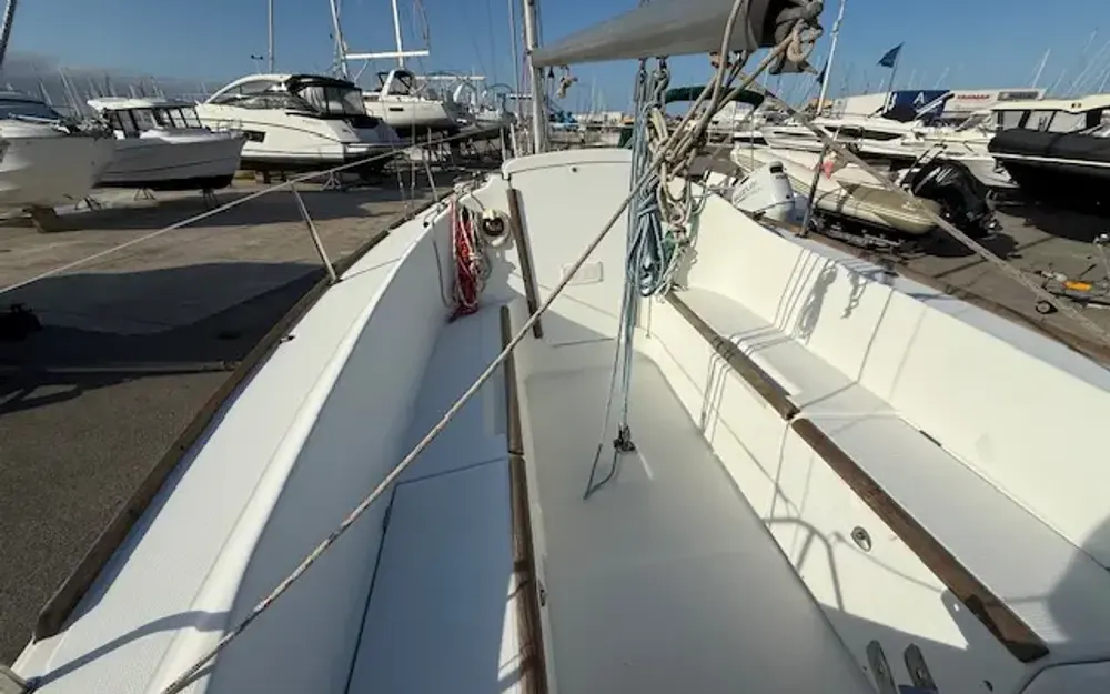 slider 3 Beneteau First 211