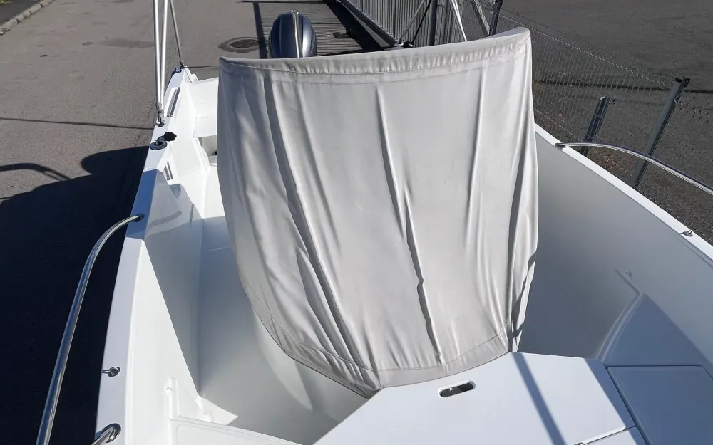 slider 9 Jeanneau Cap Camarat 6.5 CC Serie 2