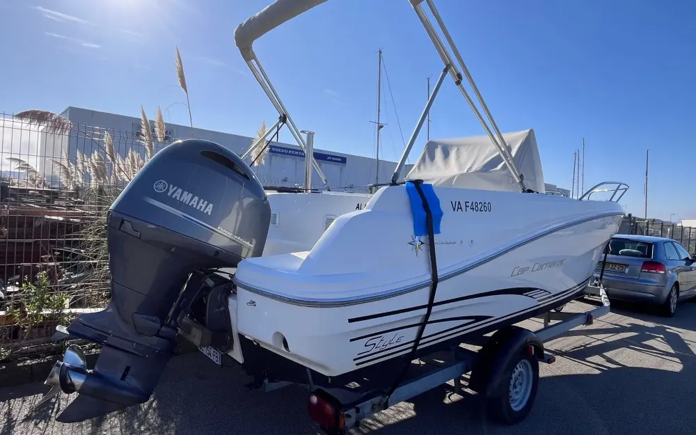 slider 1 Jeanneau Cap Camarat 6.5 CC Serie 2