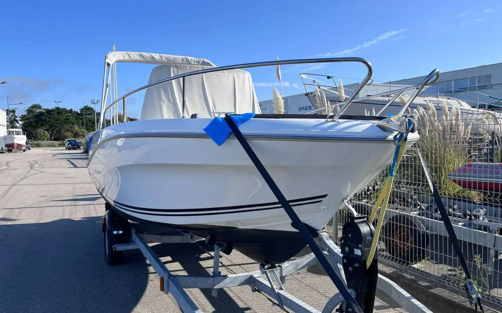 slider 3 Jeanneau Cap Camarat 6.5 CC Serie 2
