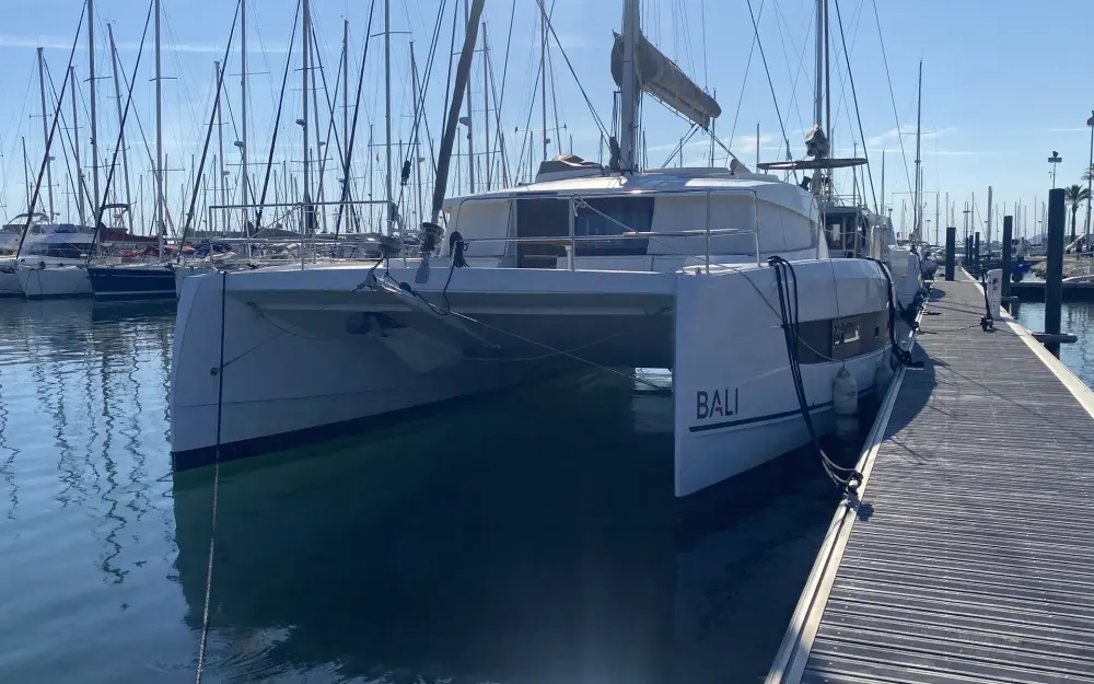 slider 0 Bali Catamarans 4.2