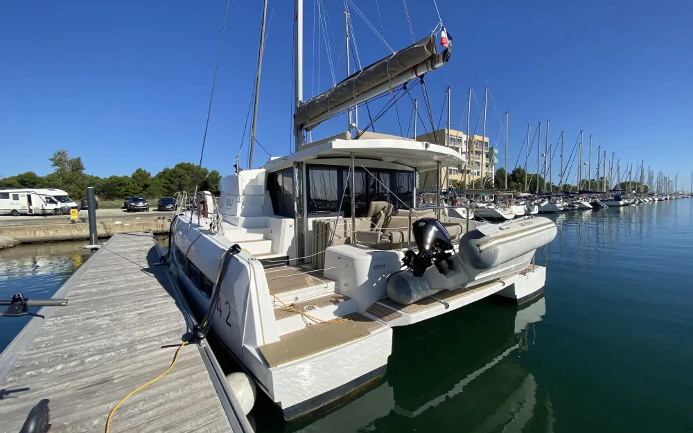 slider 10 Bali Catamarans 4.2