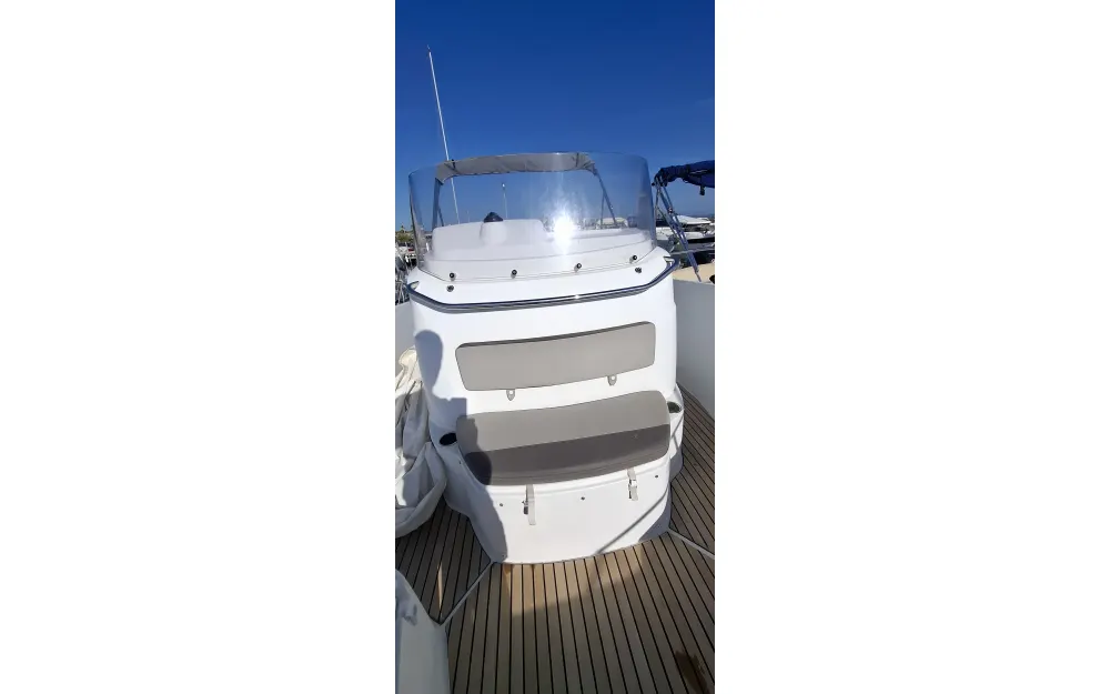 slider 9 Jeanneau Cap Camarat 7.5 CC
