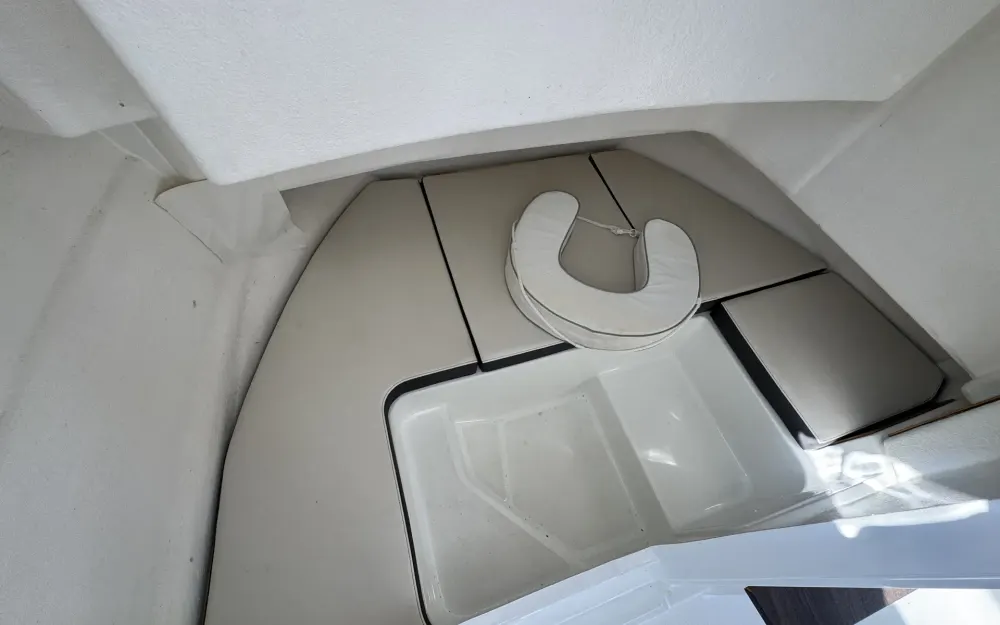 slider 9 Beneteau Barracuda 6