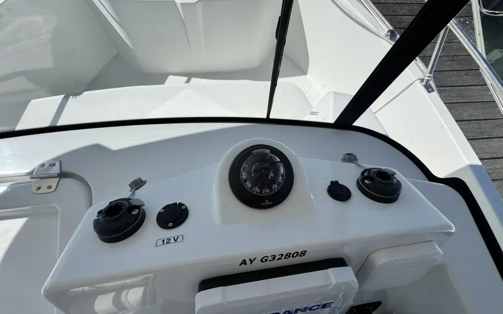 slider 14 Beneteau Barracuda 6
