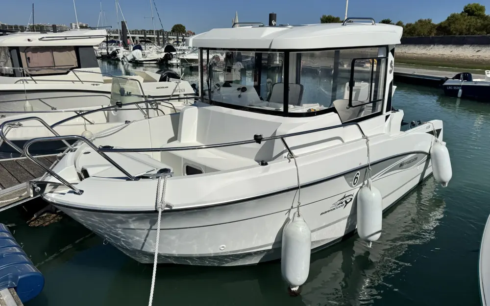 slider 2 Beneteau Barracuda 6