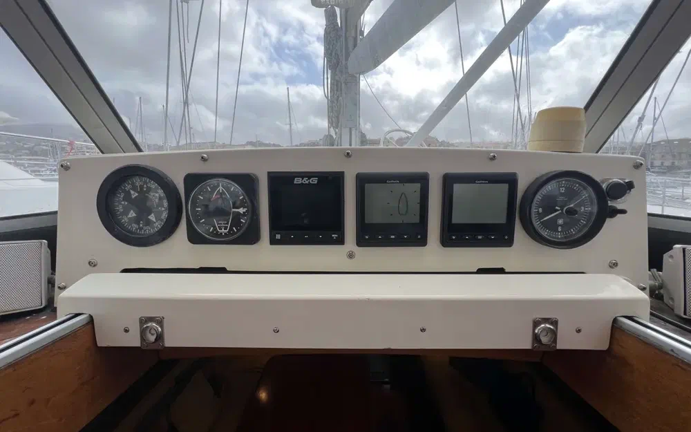 slider 9 Contest Yachts Contest 46