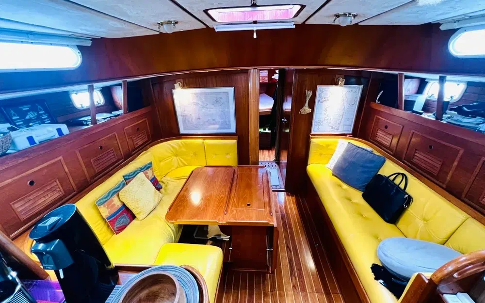 slider 10 Contest Yachts Contest 46