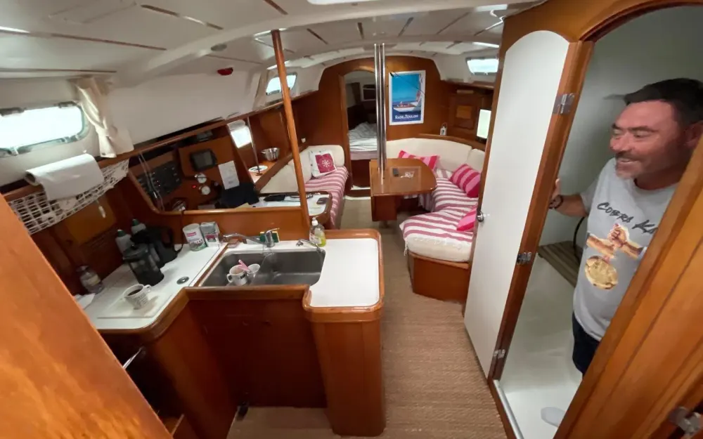 slider 10 Beneteau Oceanis 361