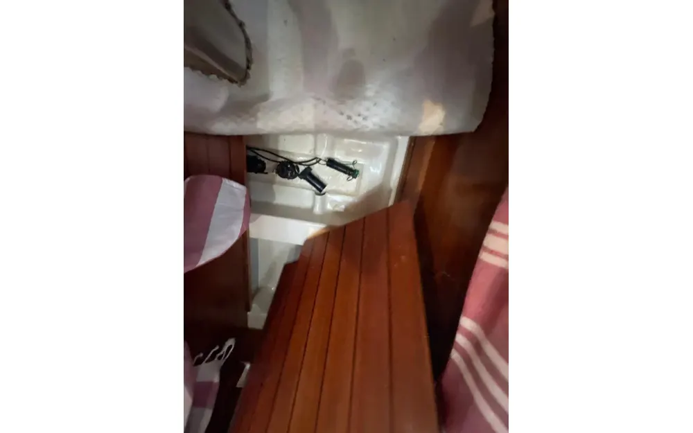 slider 15 Beneteau Oceanis 361