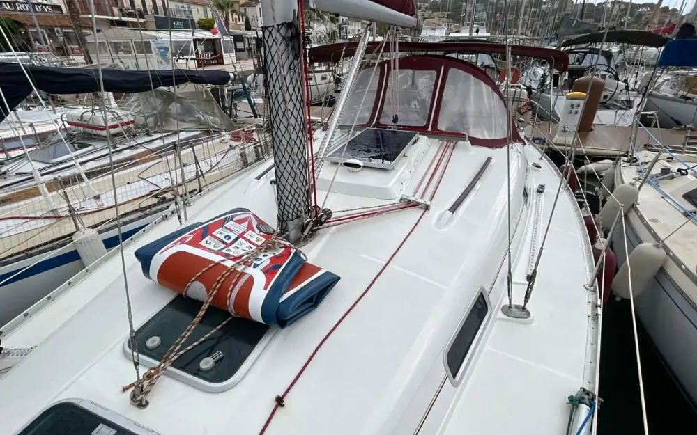 slider 2 Beneteau Oceanis 361