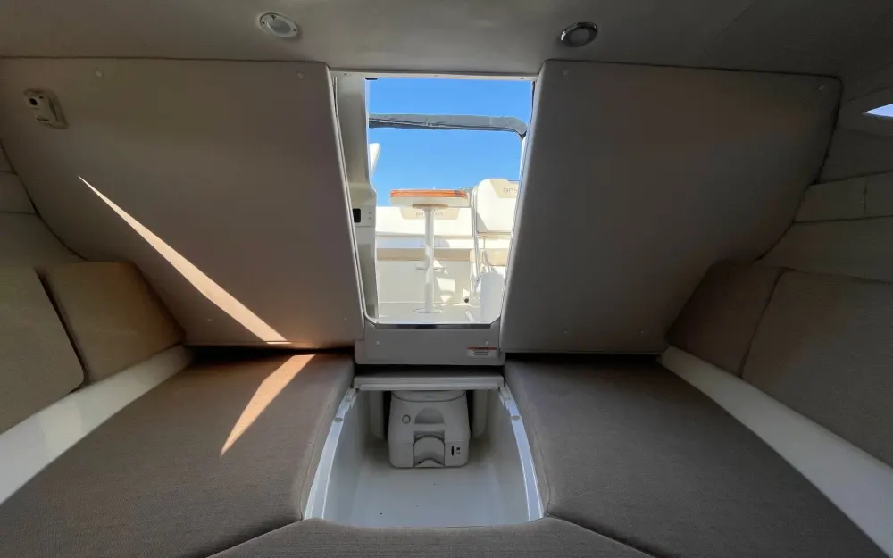 slider 18 Bayliner VR5 Cuddy