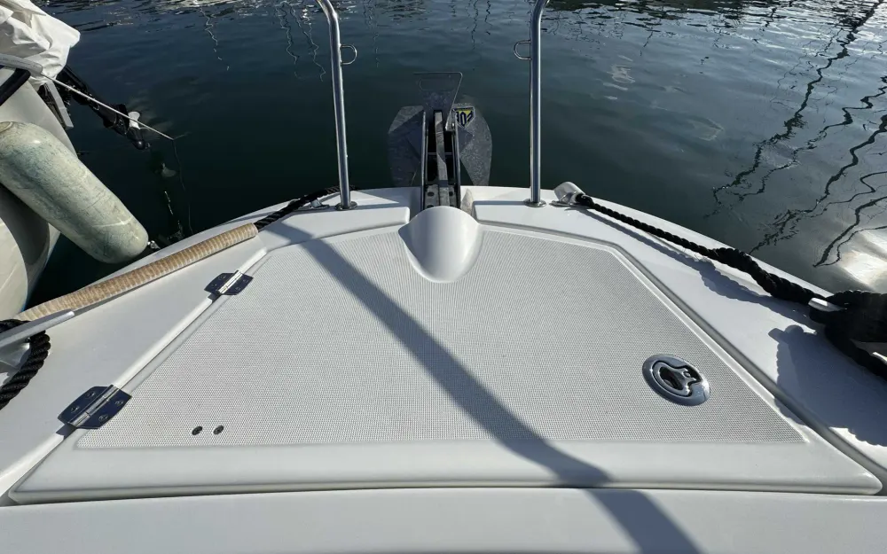 slider 11 Jeanneau Cap Camarat 6.5 CC Serie 3