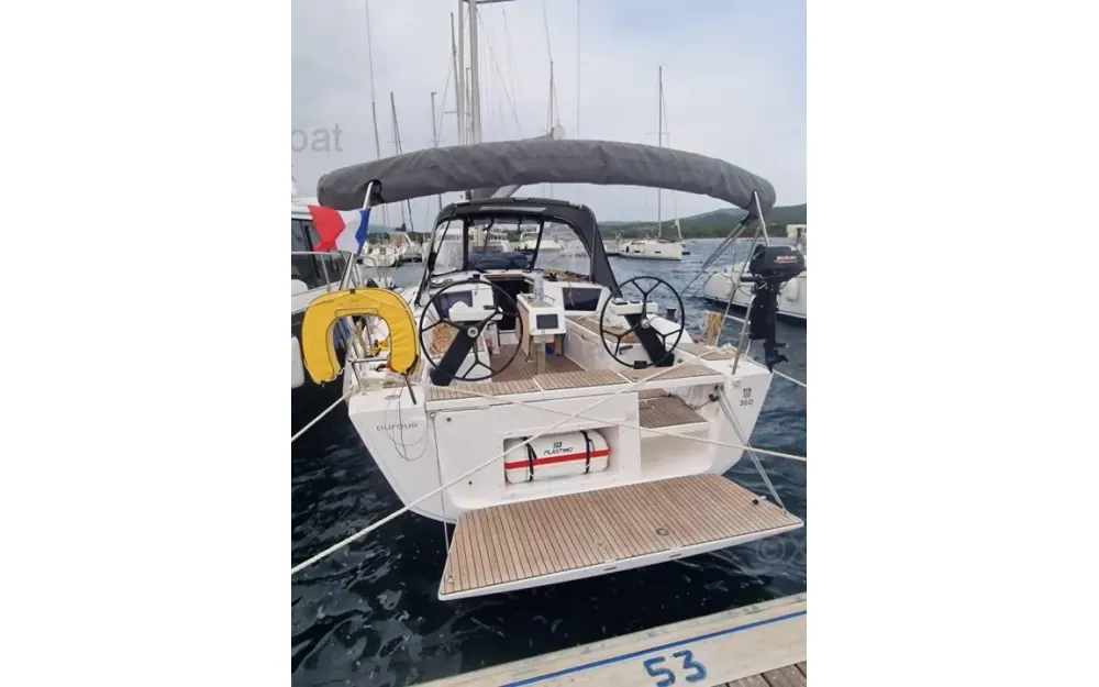 slider 3 Dufour  360Grand Large