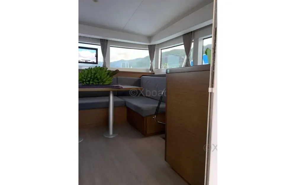 slider 8 Lagoon  40