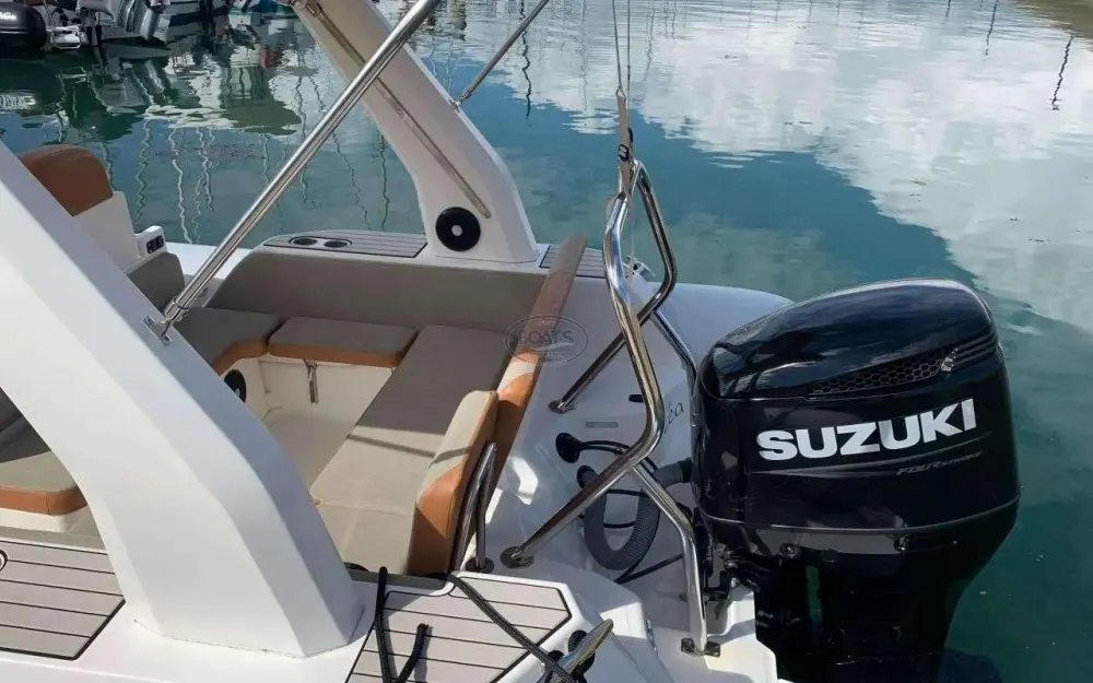 slider 13 Zodiac Medline 750 LE