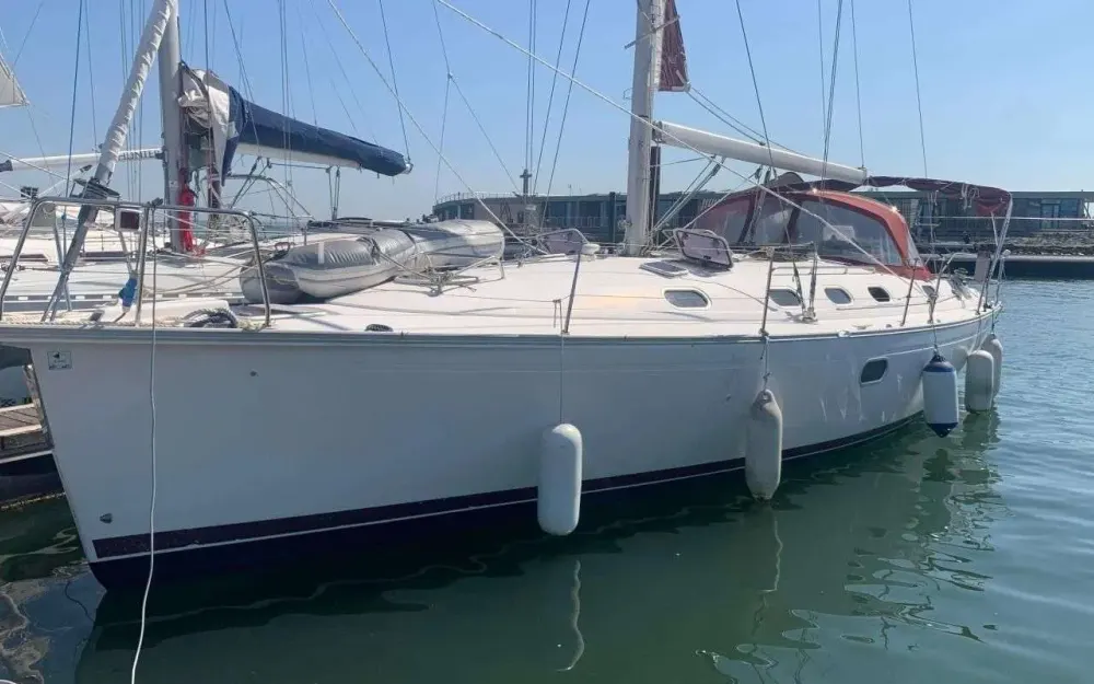 slider 0 Dufour Gib Sea 43