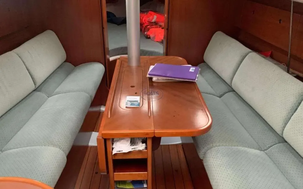 slider 10 Beneteau Oceanis 300