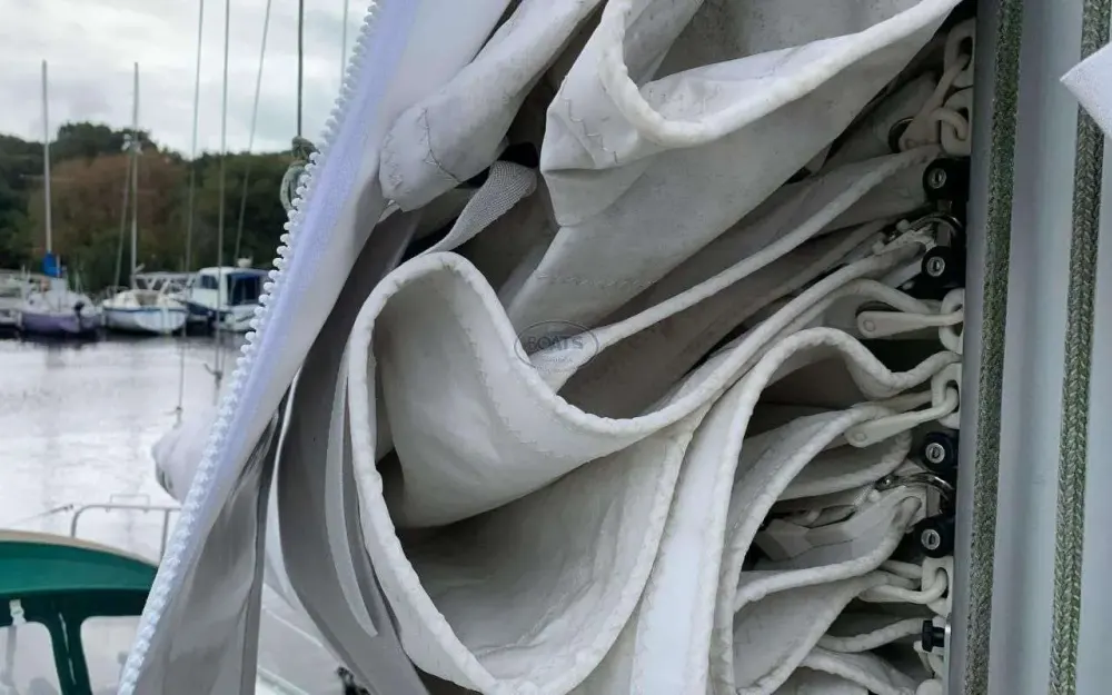 slider 12 Beneteau Oceanis 300