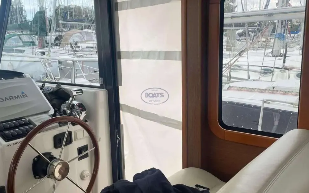 slider 12 Beneteau Swift Trawler 34