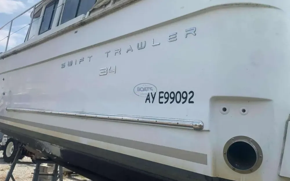 slider 6 Beneteau Swift Trawler 34