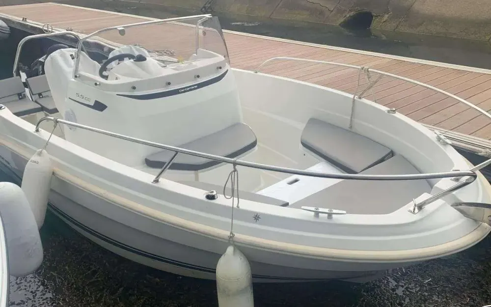 slider 0 Jeanneau Cap Camarat 5.5 CC