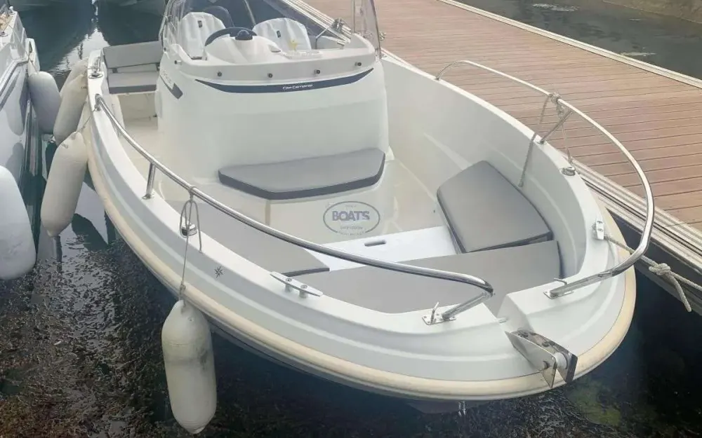 slider 1 Jeanneau Cap Camarat 5.5 CC