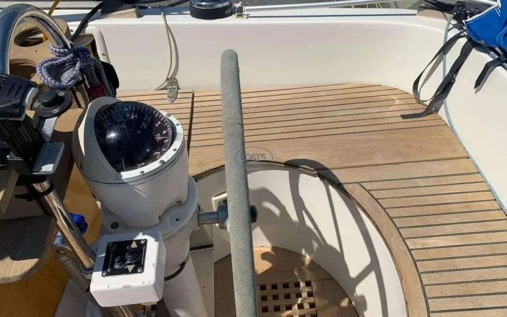 slider 11 Hallberg Rassy  352