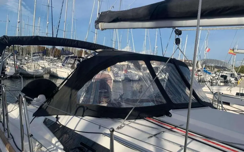 slider 12 Jeanneau Sun Odyssey 349