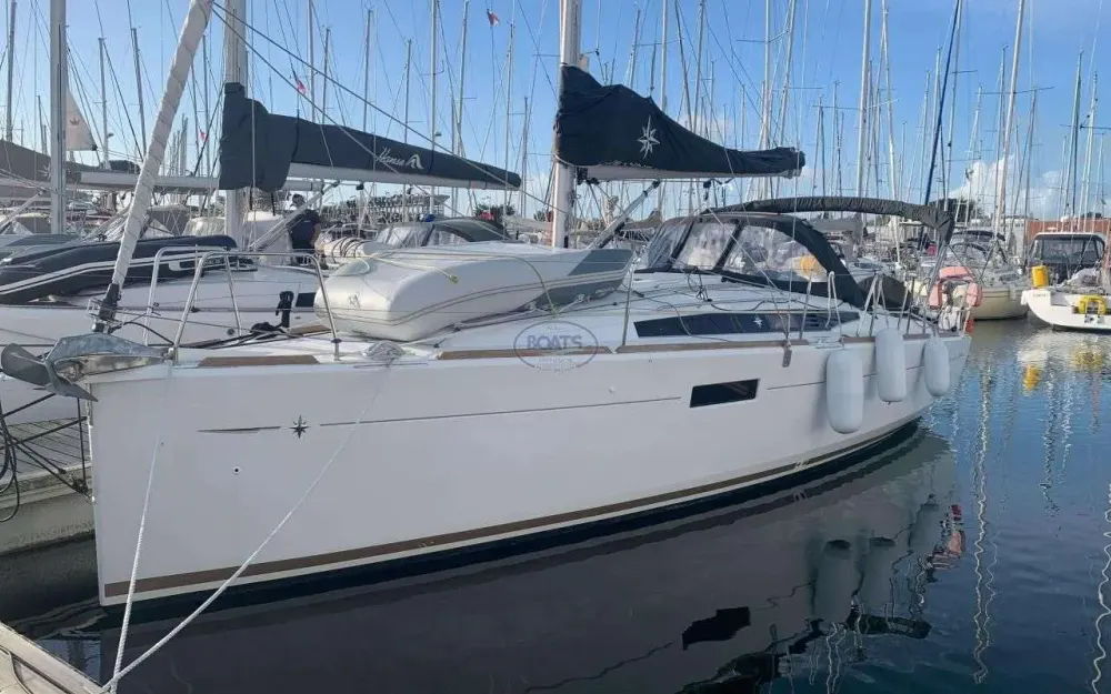 slider 1 Jeanneau Sun Odyssey 349