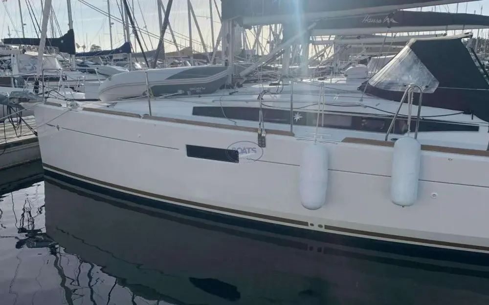 slider 5 Jeanneau Sun Odyssey 349