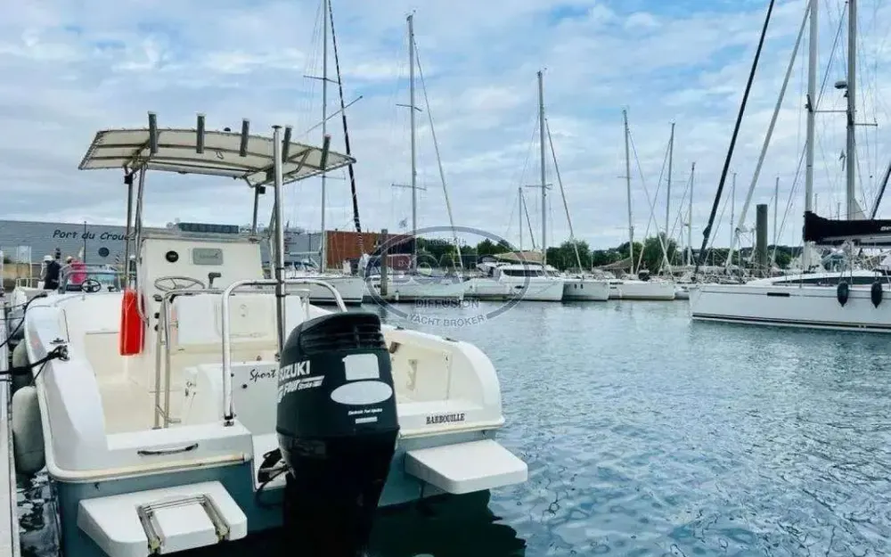 slider 6 Uniquest Marine Uniquest 600