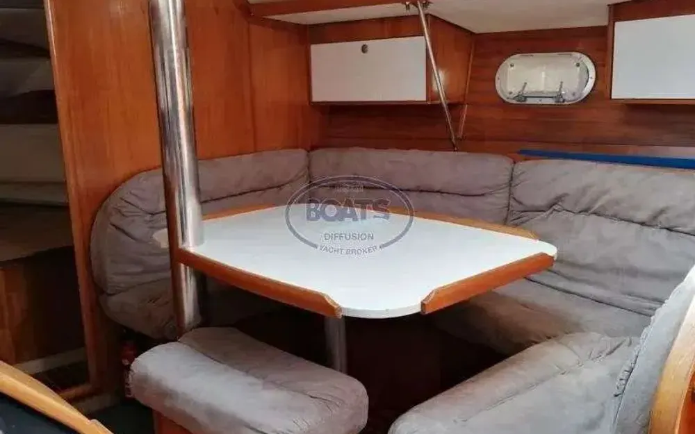 slider 7 Jeanneau Sun Odyssey 33