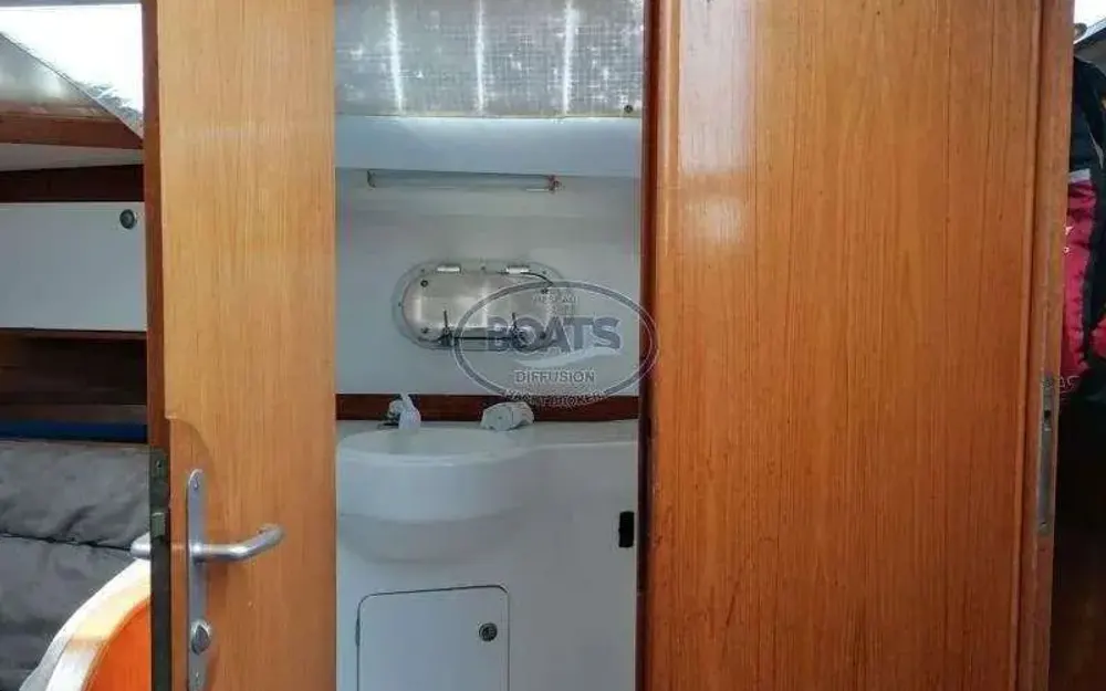 slider 8 Jeanneau Sun Odyssey 33