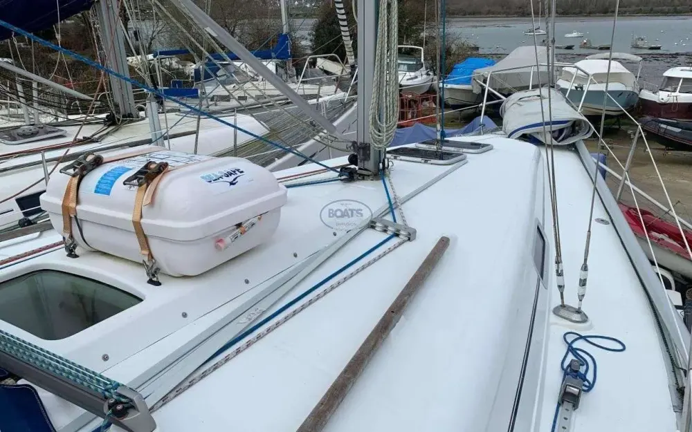 slider 10 Beneteau Oceanis 361 Clipper
